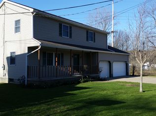 2808 Sanitarium Rd #1, Akron, OH 44312