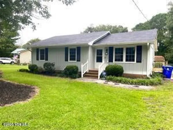101 White Sands Boulevard, Newport, NC 28570