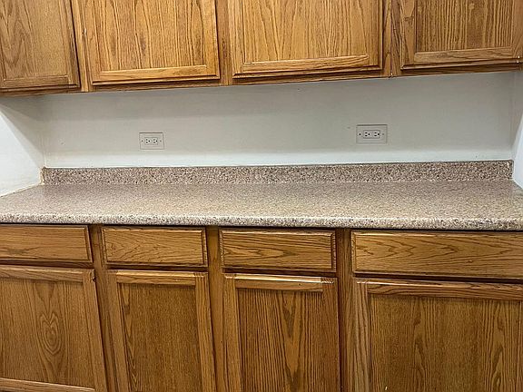 2nd image of 3824 S Emerald Ave Unit 1