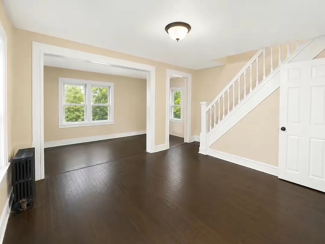 3 bed, 1173 sqft, $3,500 — Photo 2