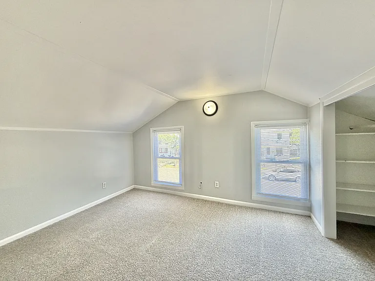 330 Lincoln St #1 — Photo 14