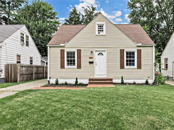 1237 Crescent Dr, Painesville, OH 44077