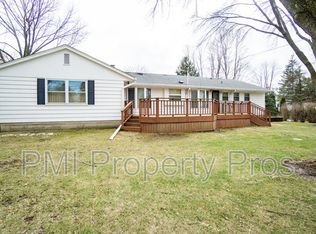 15100 Froedtert Dr, Elm Grove, WI 53122