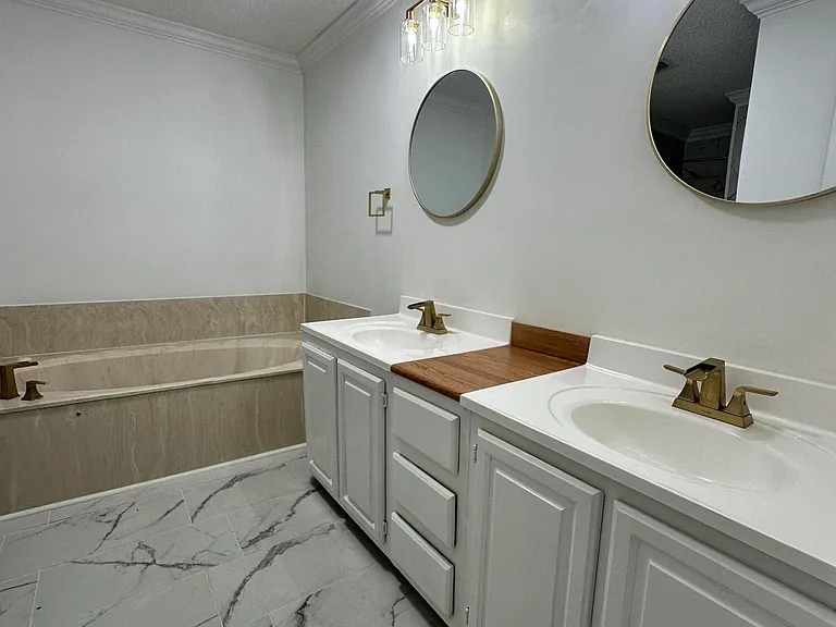104 Ambiance Cir — Photo 10