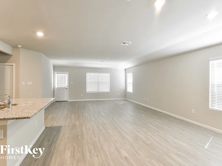 6620 Hatchery Way — Photo 2