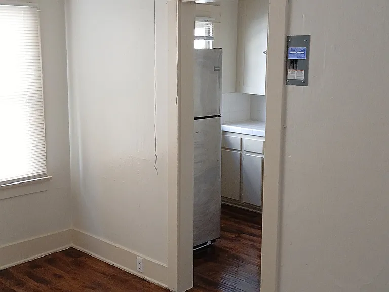 546 Cedar Ave #F — Photo 20