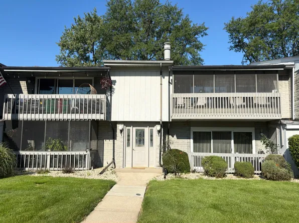 15704 86th Ave Unit 108, Orland Park, IL 60462