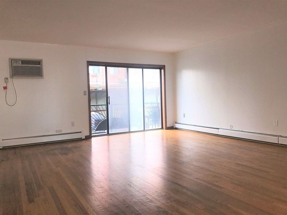 1st image of 31-22 31st St #3
