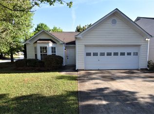 2449 Feathertree Ln, Lawrenceville, GA 30044