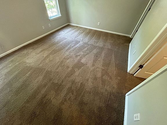 4th image of 916 Charnell Dr APT 203