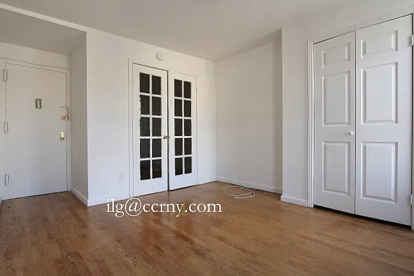 Rented by City Connections Realty | media 16