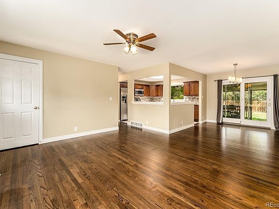 3rd image of 3389 W Aqueduct Ave
