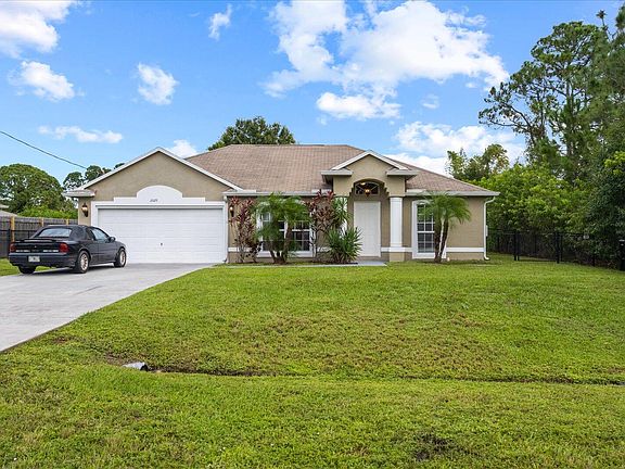 2nd image of 2025 SW Savage Boulevard W