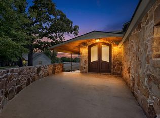 1880 Houston Rd, Burleson, TX 76028