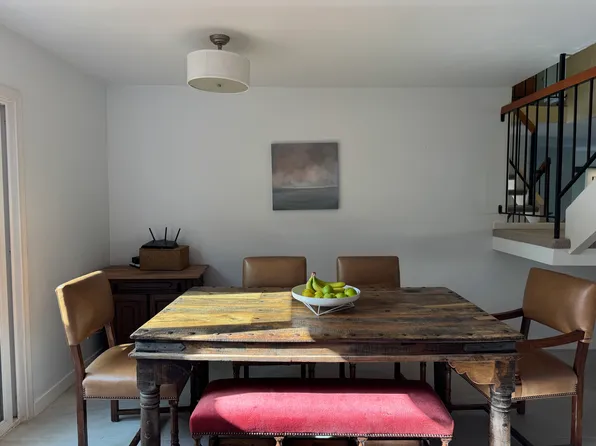 6015 Jacaranda Way APT D, Carpinteria, CA 93013
