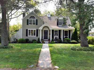 61 Grange Ave, Fair Haven, NJ, 07704