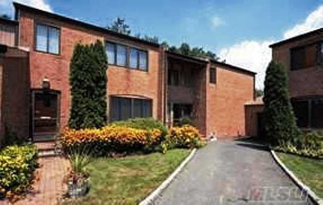 1st image of 47 Windsor Gate Dr