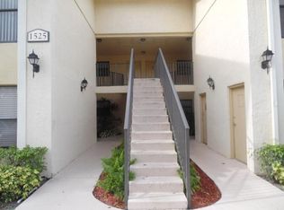 1525 S Lake Crystal Dr #G, West Palm Beach, FL 33411