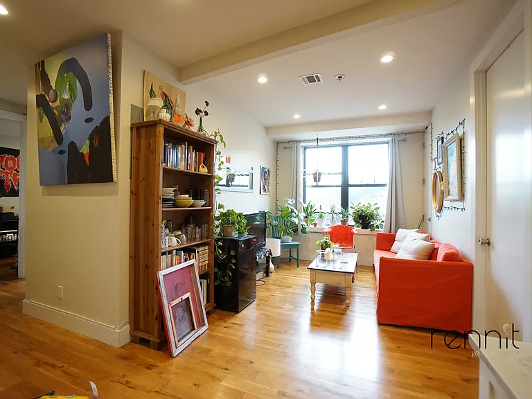 344 Starr St #3R — Photo 9