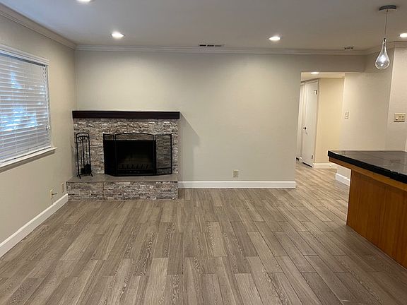 3rd image of 5050 Jennings Way