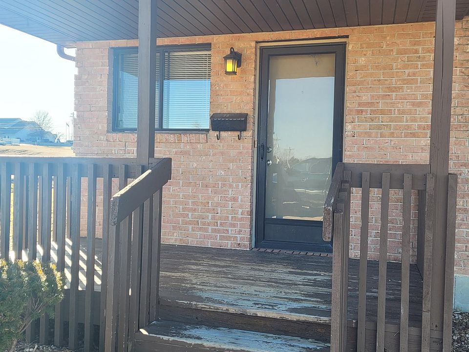 1st image of 23-207 Eldon Ave