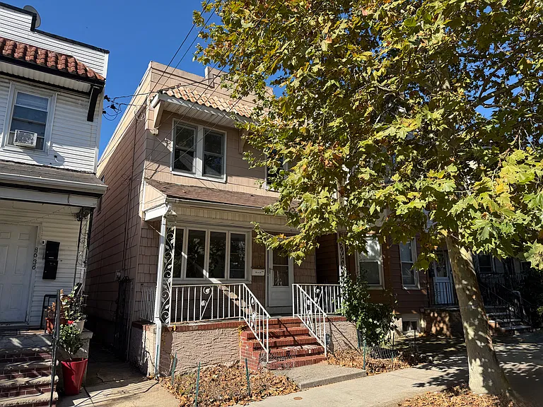 3-bedroom house for sale in Woodhaven
