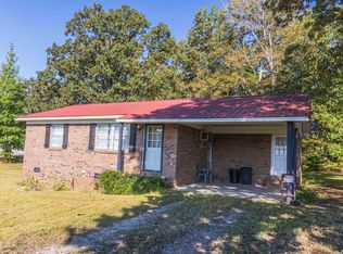 147 Jones St, Selmer, TN 38375