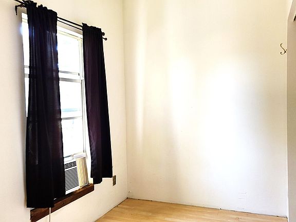 2nd image of 1315 SE Silver Springs Pl APT 1B