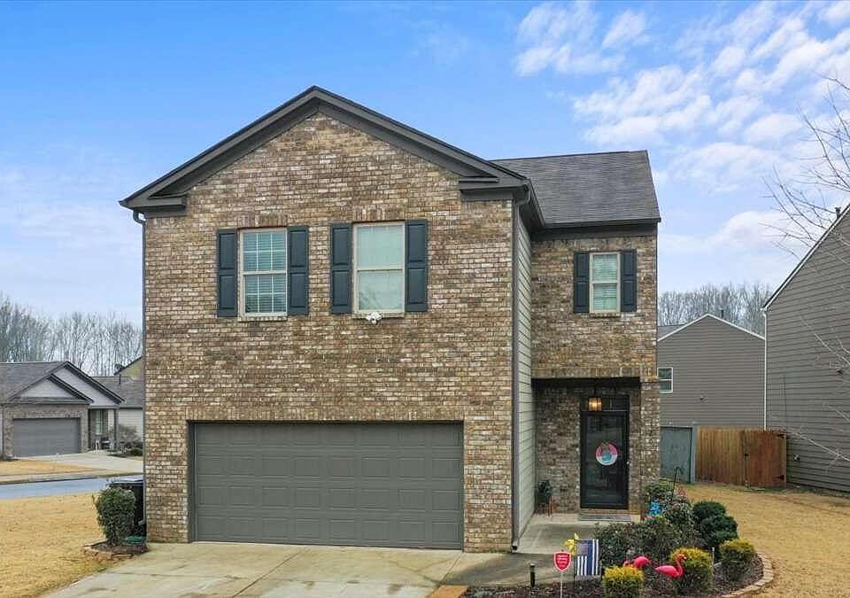 1st image of 320 Ivey Hollow Cir
