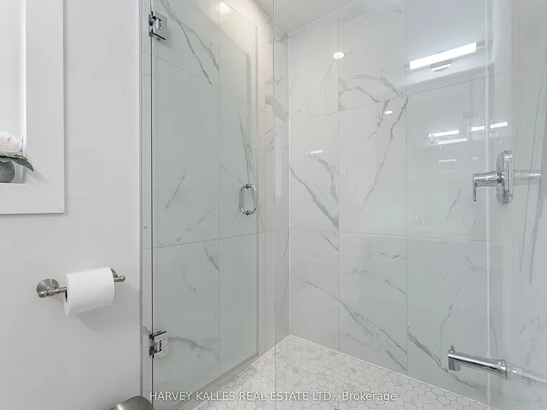 66 Westwood Ln — Photo 23