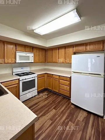 4019 Hemlock Ct — Photo 8