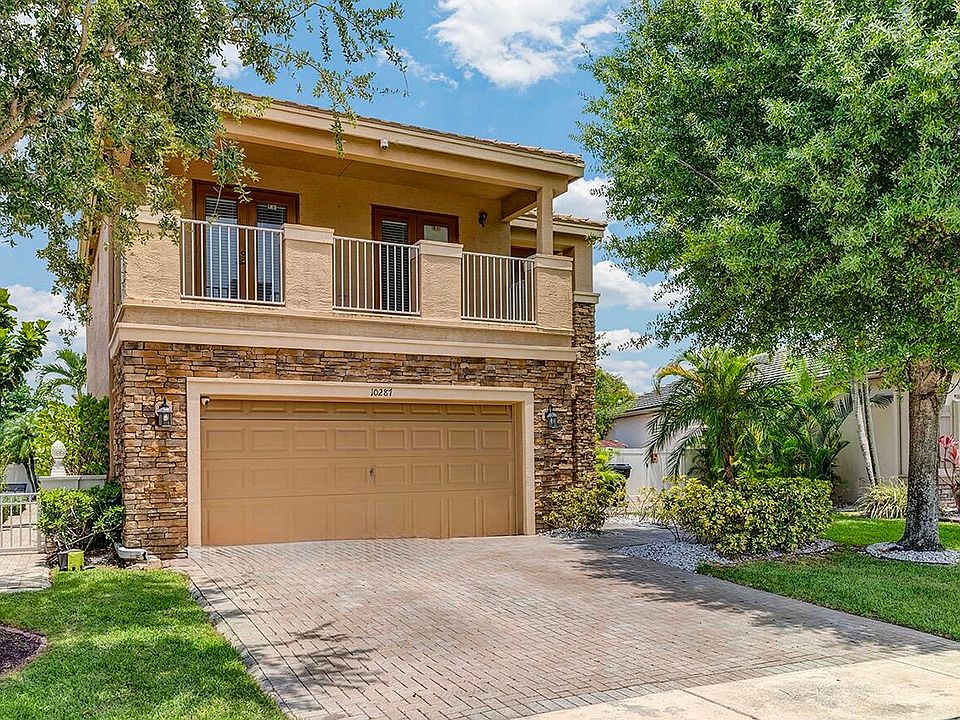 1st image of 10287 Olde Clydesdale Cir