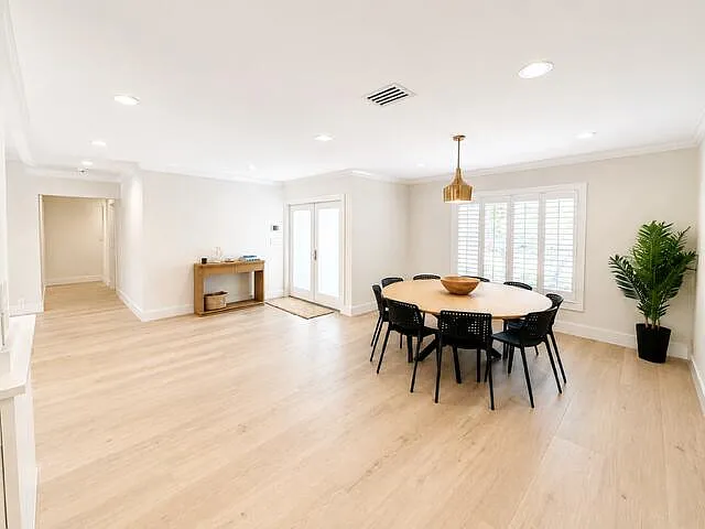 885 Nafa Dr — Photo 32