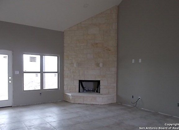2nd image of 500 Sumack Dr W