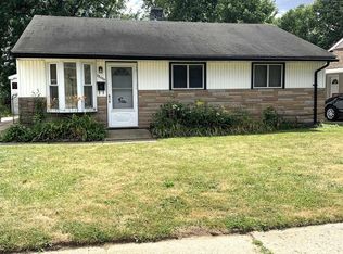 32639 Palmer Rd, Westland, MI 48186