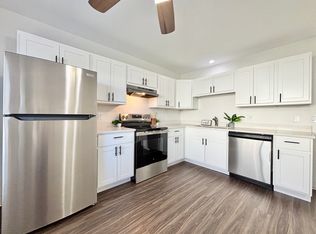 575 Schiller St APT 14, Sun Prairie, WI 53590