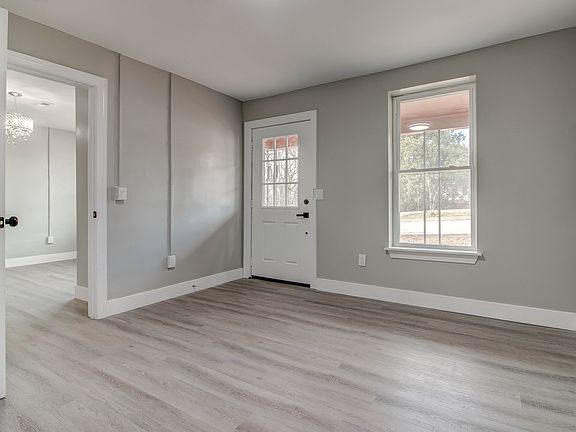 3rd image of 503 Dr Martin Luther King Jr St #503