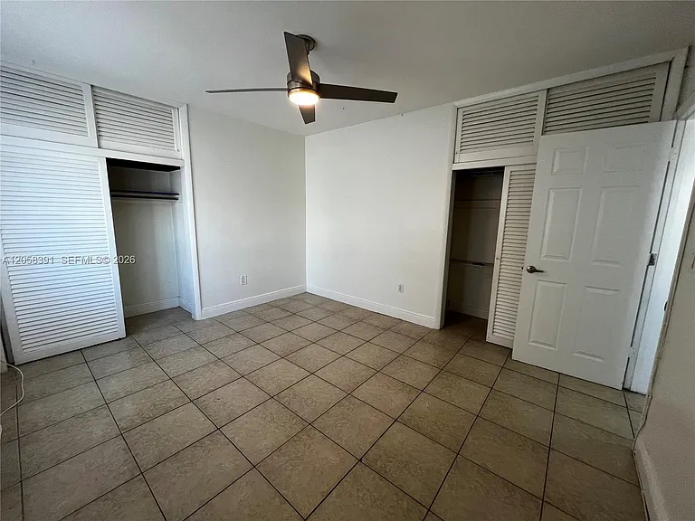 2072 NE 169th St #8 — Photo 12