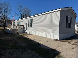 1023 E 9th St, Mountain Home, AR 72653