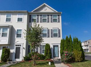 300 Pennshire Dr, Lancaster, PA 17603