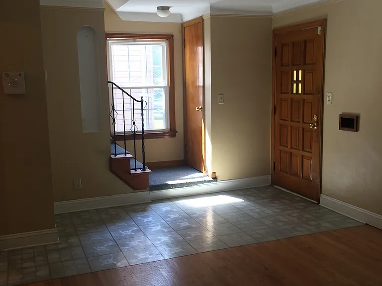 3882 Salisbury Rd — Photo 4