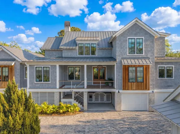 924 Pitt St, Mount Pleasant, SC 29464