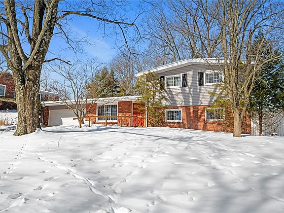 2nd image of 8551 Ridgemont Rd