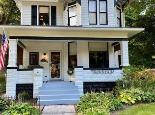 829 Saint Louis St, Edwardsville, IL 62025