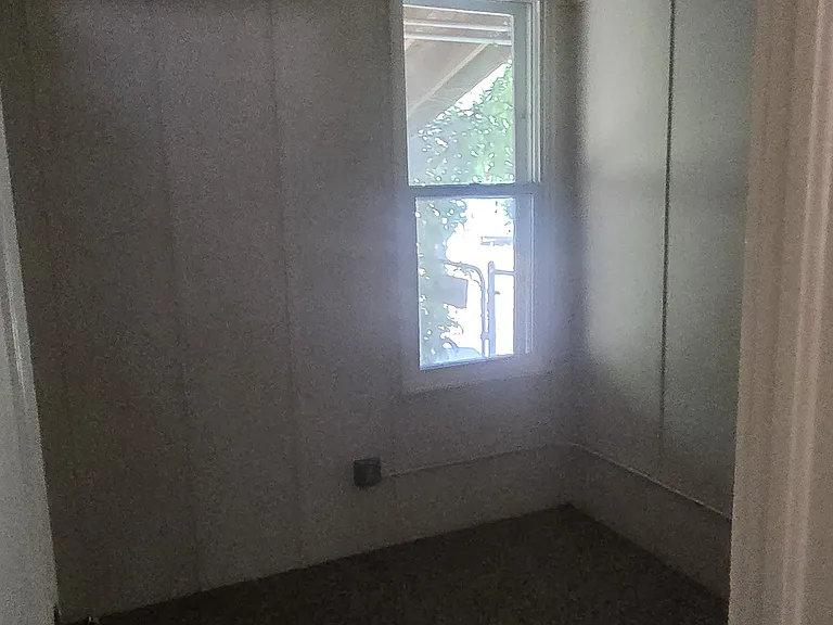 413 E 9th St #435 — Photo 8