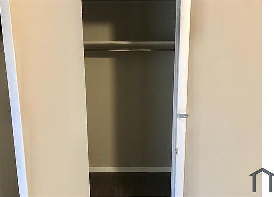 5th image of 7145 Melrose Ln APT 105