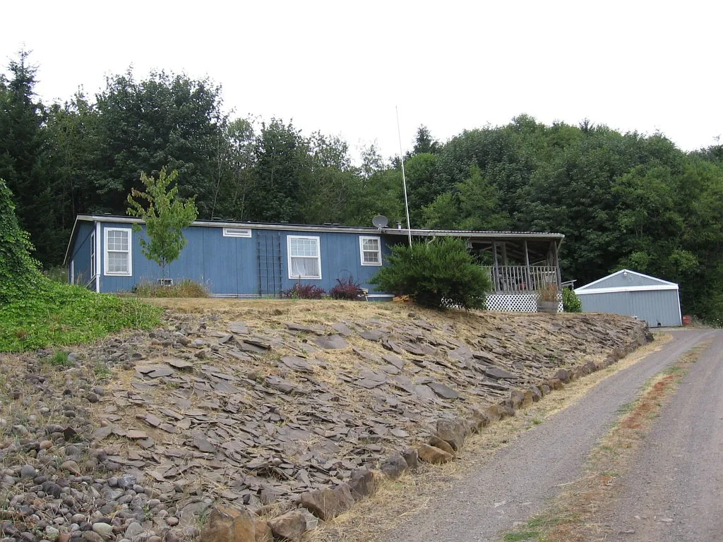 210 Green Mountain Ln photo 1