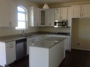 144 Bella Dr, Chesapeake, VA 23322