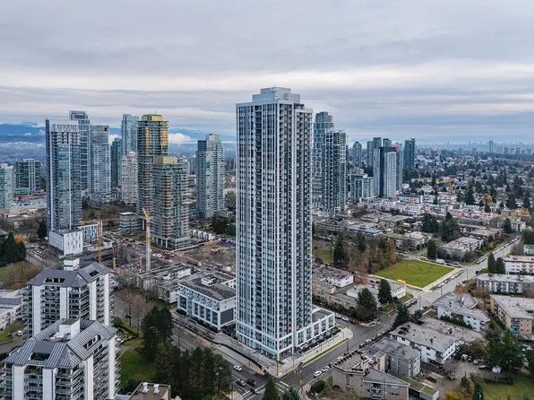 6468 Willingdon Ave #3307, Burnaby, BC V5H 2T3