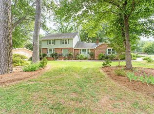 110 Bedford Rd, Greenwood, SC 29649